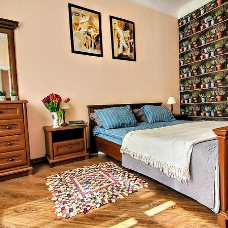 Kyiv Top Location 60M2 Apt In Old City Fast Wifi Selfchekin Exterior foto