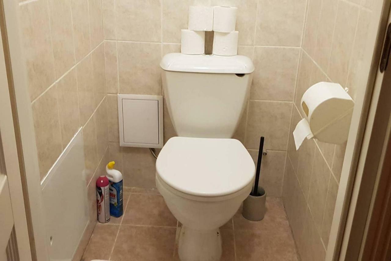 Kyiv Top Location 60M2 Apt In Old City Fast Wifi Selfchekin Exterior foto